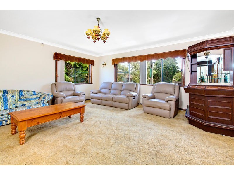 73 McIntosh Road, Narraweena NSW 2099