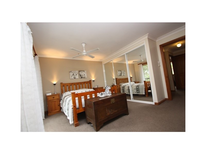 8 Guardian Parade, Beacon Hill NSW 2100