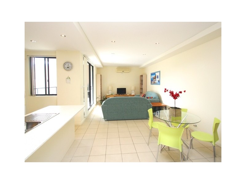 16/10-12 Oaks Avenue, Dee Why NSW 2099