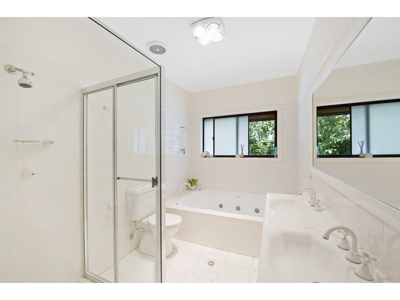 65 Howard Avenue, Dee Why NSW 2099