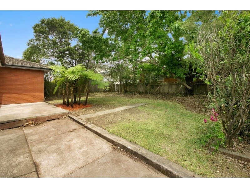 10 MCKILLOP RD, Beacon Hill NSW 2100