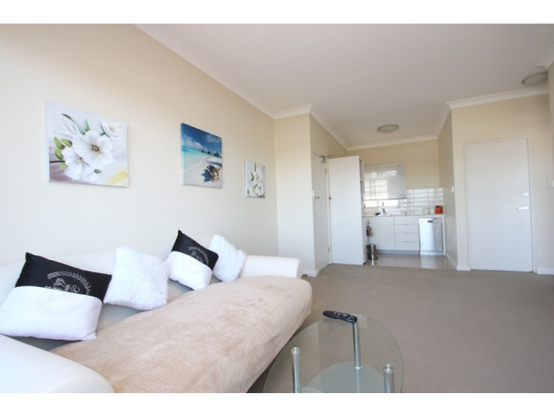 6/5 BEACON HILL ROAD, Brookvale NSW 2100