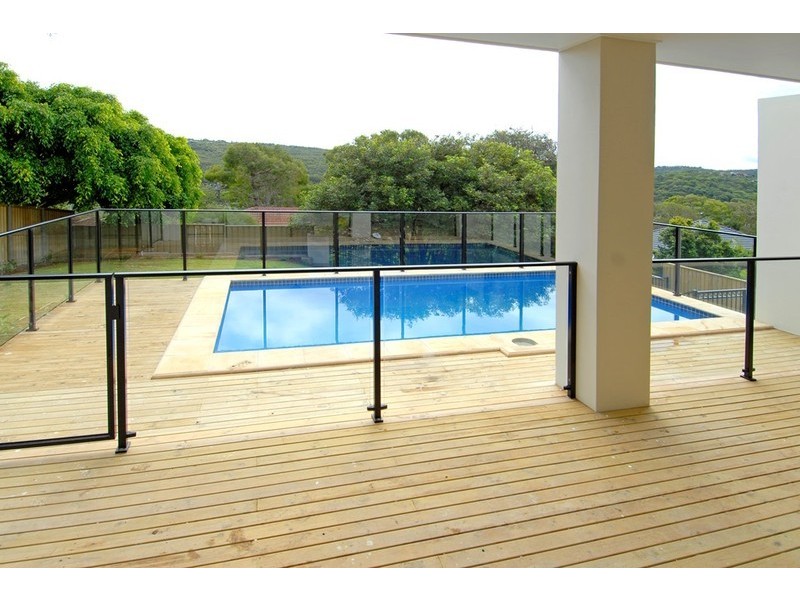 1 Keith Payne Vc Place, Narraweena NSW 2099