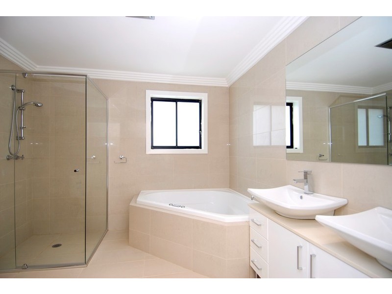 1 Keith Payne Vc Place, Narraweena NSW 2099