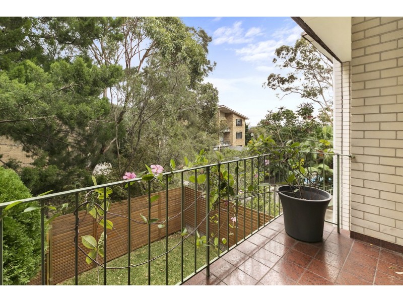 2/52 The Crescent, Dee Why NSW 2099