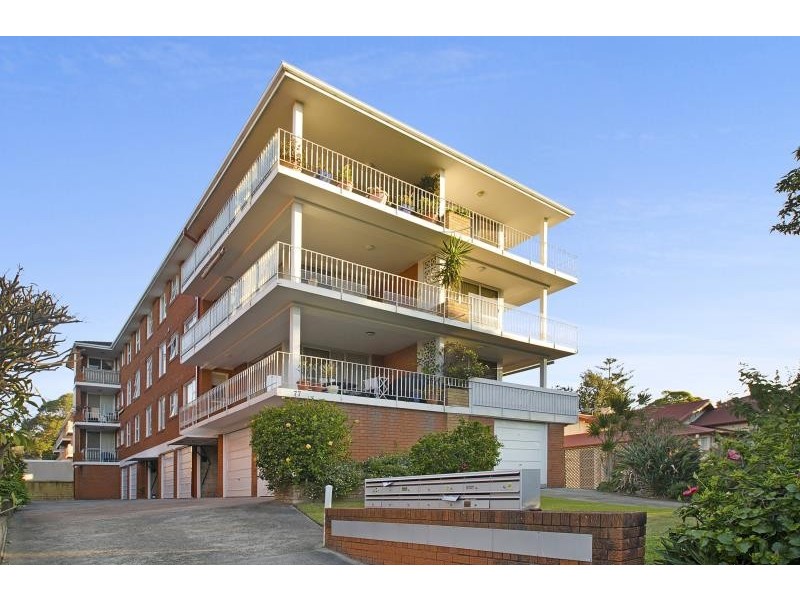 9/77 Howard Avenue, Dee Why NSW 2099