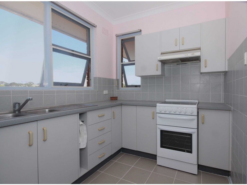 9/77 Howard Avenue, Dee Why NSW 2099