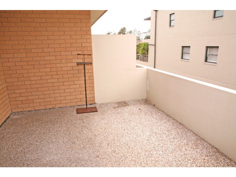 6/125 Oaks Ave, Dee Why NSW 2099