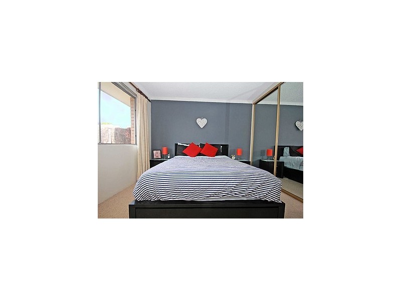 11/4-8 Lismore Ave, Dee Why NSW 2099