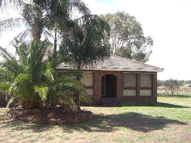 8R Thornwood Road, Dubbo NSW 2830