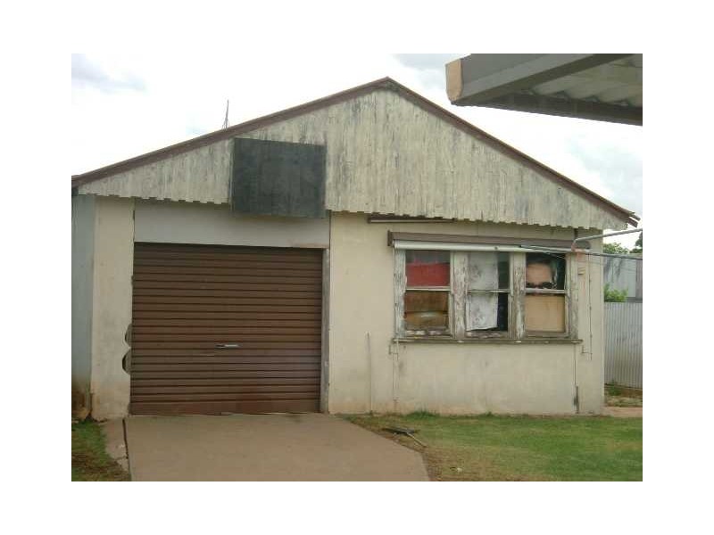 24 Alfred Street, Dubbo NSW 2830