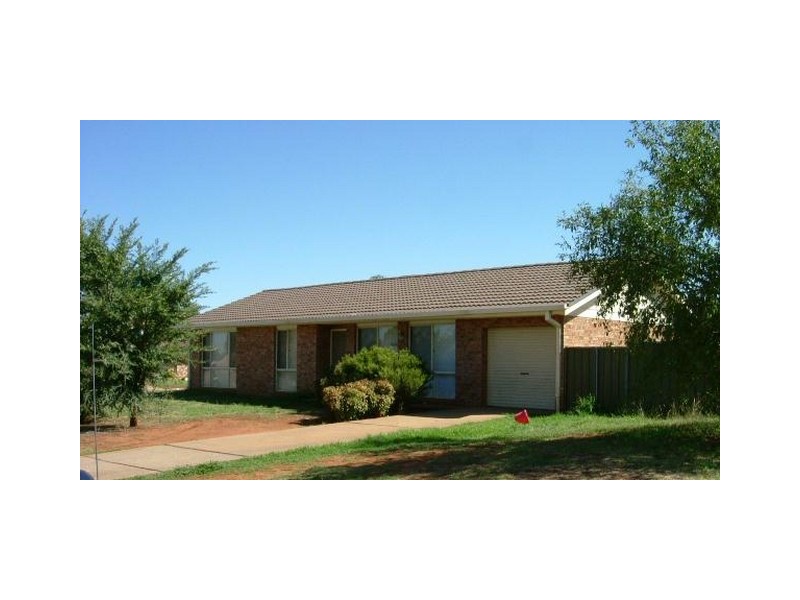 9 Bonner Crescent, Dubbo NSW 2830