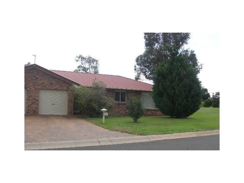 1A Boronia Place, Dubbo NSW 2830