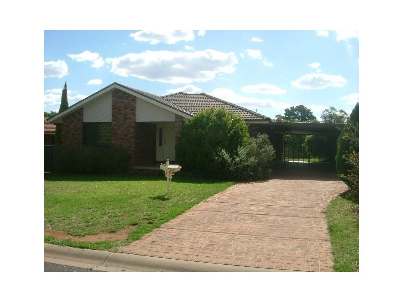 7 York Street, Dubbo NSW 2830