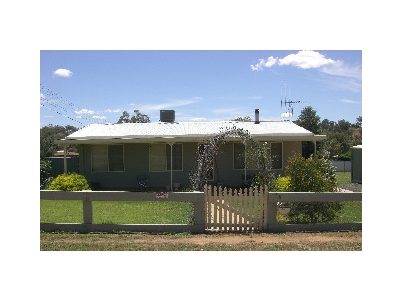 76 Jennings Street, Geurie NSW 2831