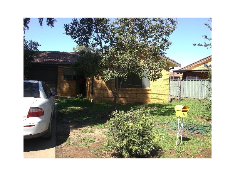 7a Springfield Way, Dubbo NSW 2830