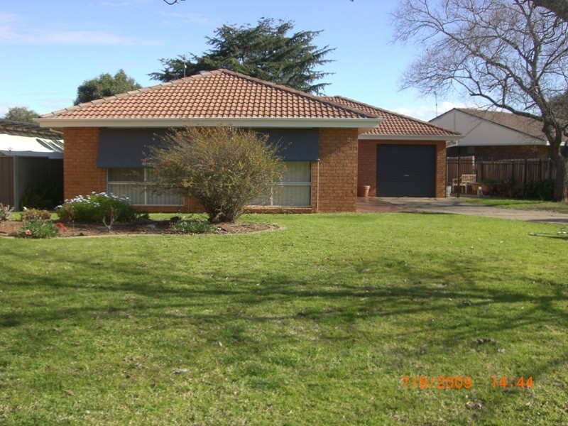21 Topaz Street, Dubbo NSW 2830