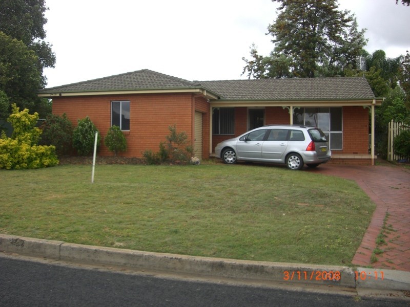 68 Dalton Street, Dubbo NSW 2830
