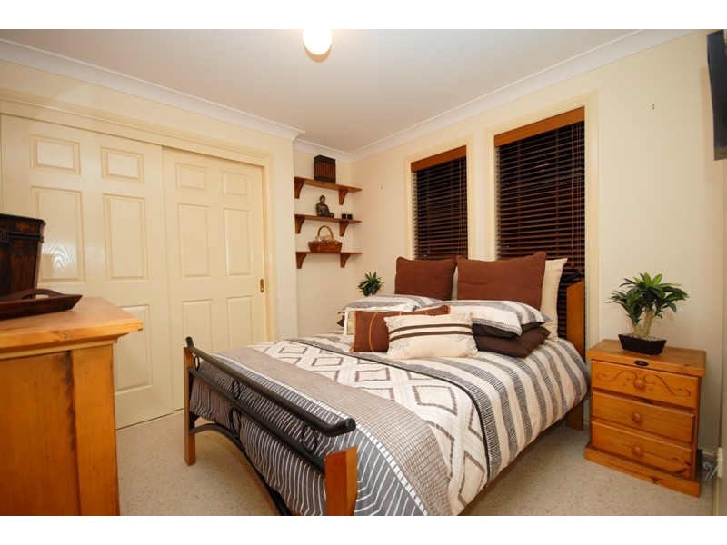 6 Oakmont Avenue, Dubbo NSW 2830