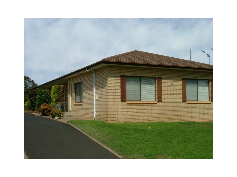 2/35 Bishop Street, Dubbo NSW 2830