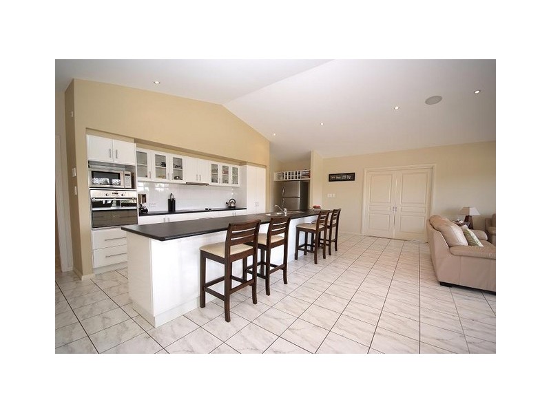 7 Chanara Crescent, Dubbo NSW 2830