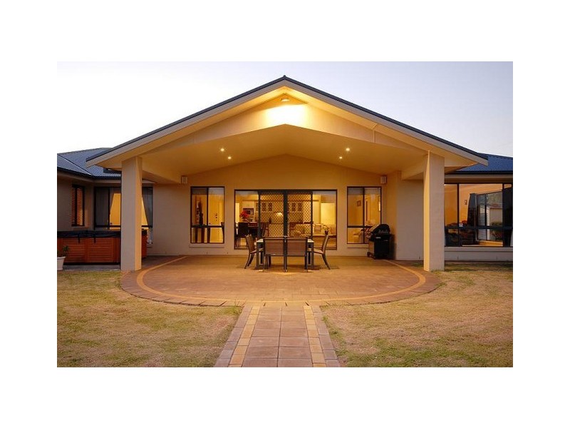 7 Chanara Crescent, Dubbo NSW 2830