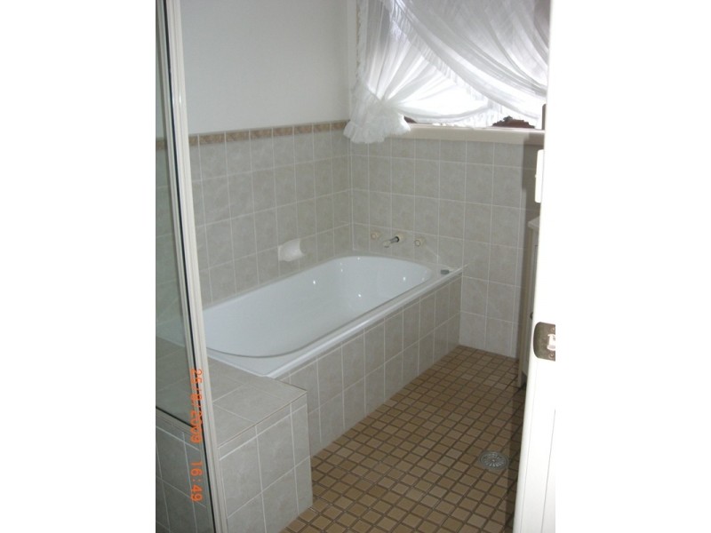 9 Sapphire Street, Dubbo NSW 2830