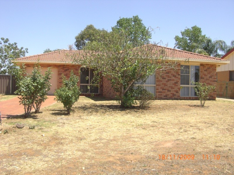 6 Meadowbank Drive, Dubbo NSW 2830