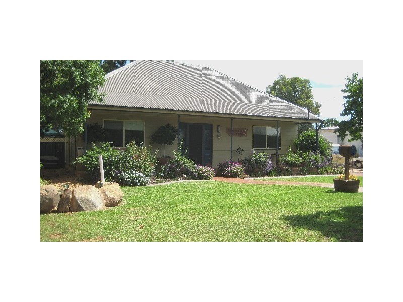 9 Charlotte Street, Dubbo NSW 2830