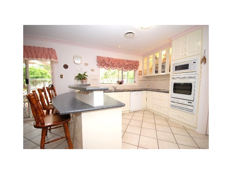 6 Araluen Way, Dubbo NSW 2830