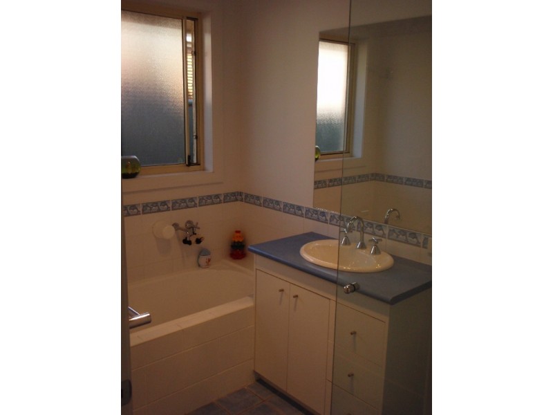 1 Hastings Court, Dubbo NSW 2830