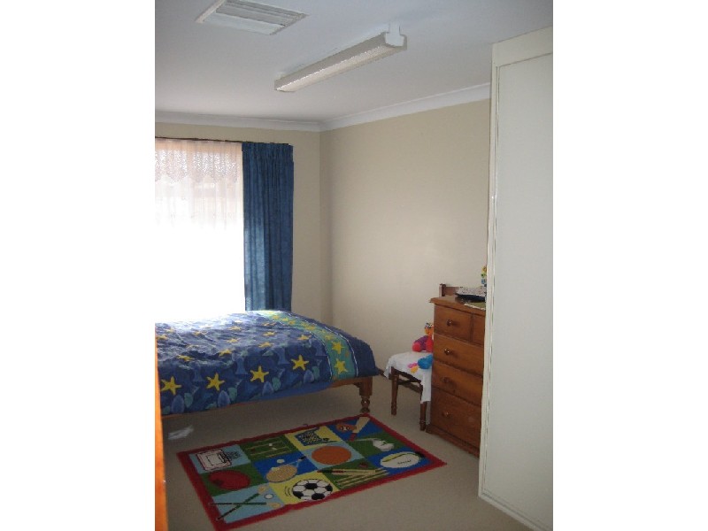 1 Buckingham Drive, Dubbo NSW 2830