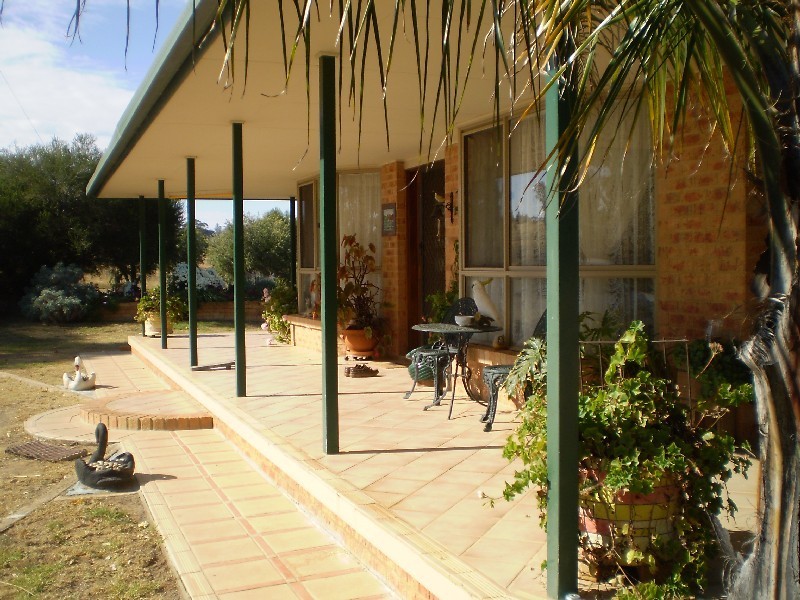 . ‘Balbirini’, 23R Westella Road, Geurie NSW 2831