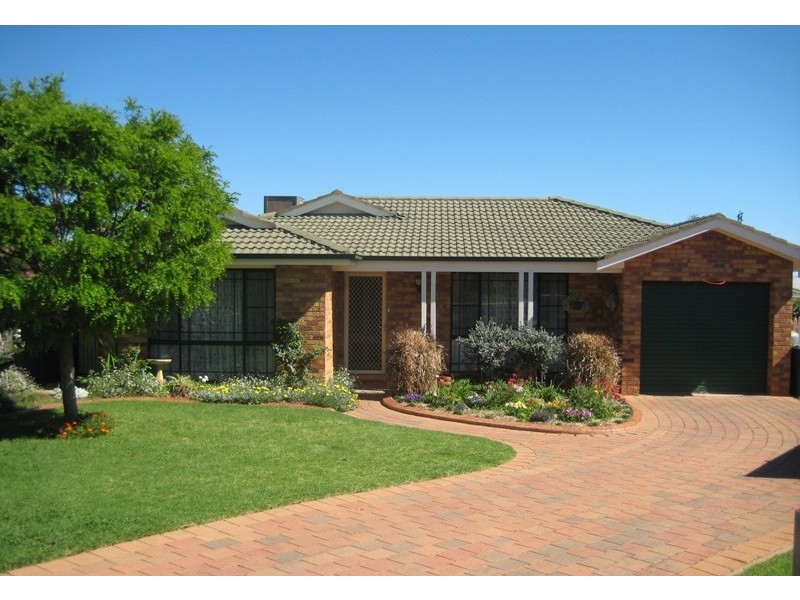 43 Jacqueline Drive, Dubbo NSW 2830