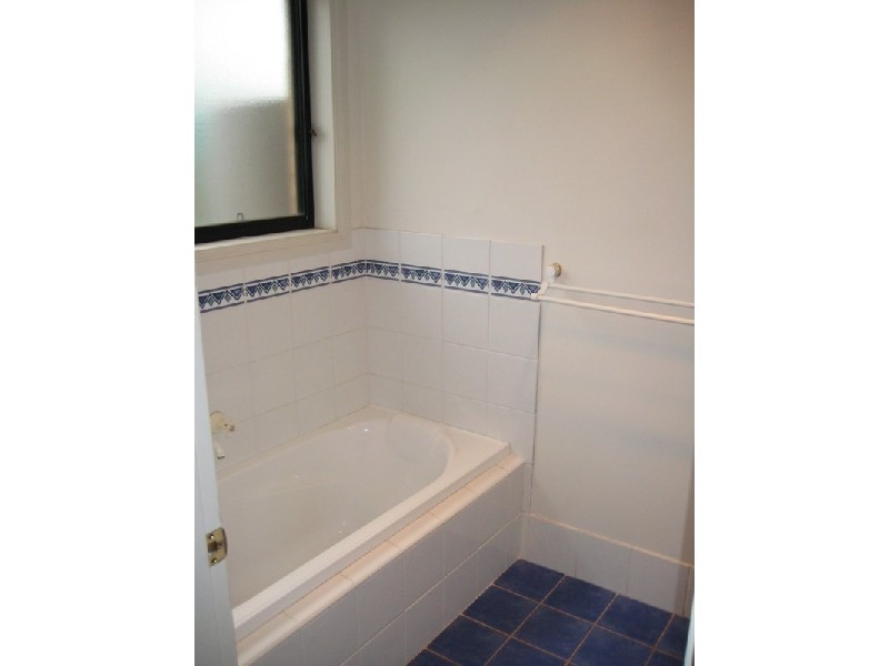 11 Lancaster Park Place, Dubbo NSW 2830