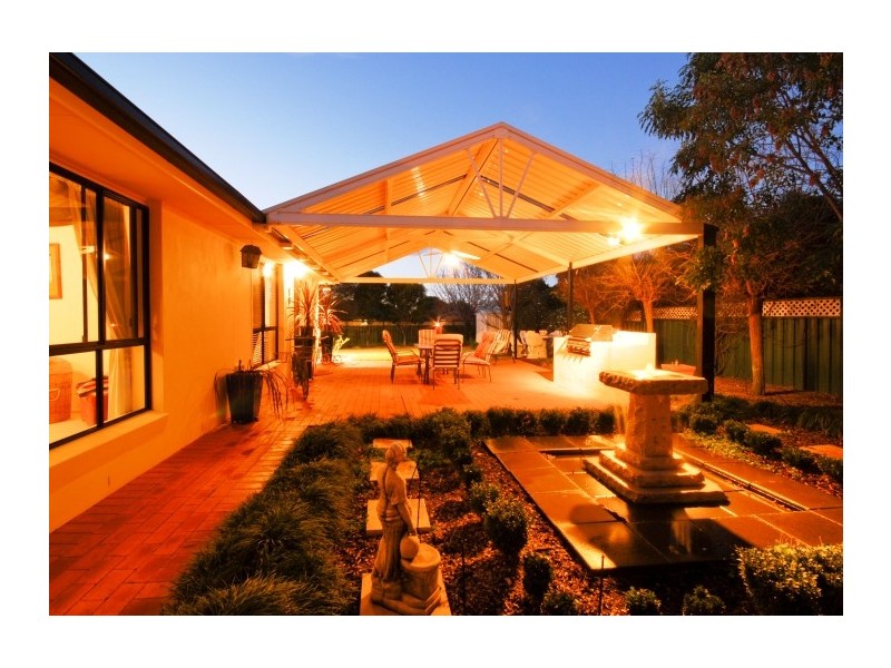 6 Oakmont Avenue, Dubbo NSW 2830