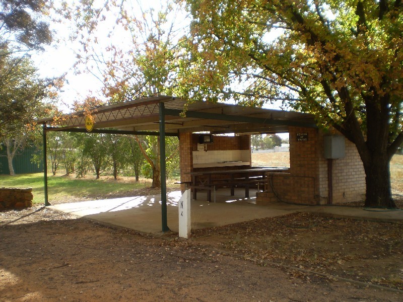 69 Mitchell Highway, Narromine NSW 2821