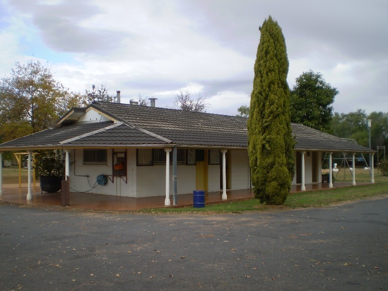 69 Mitchell Highway, Narromine NSW 2821