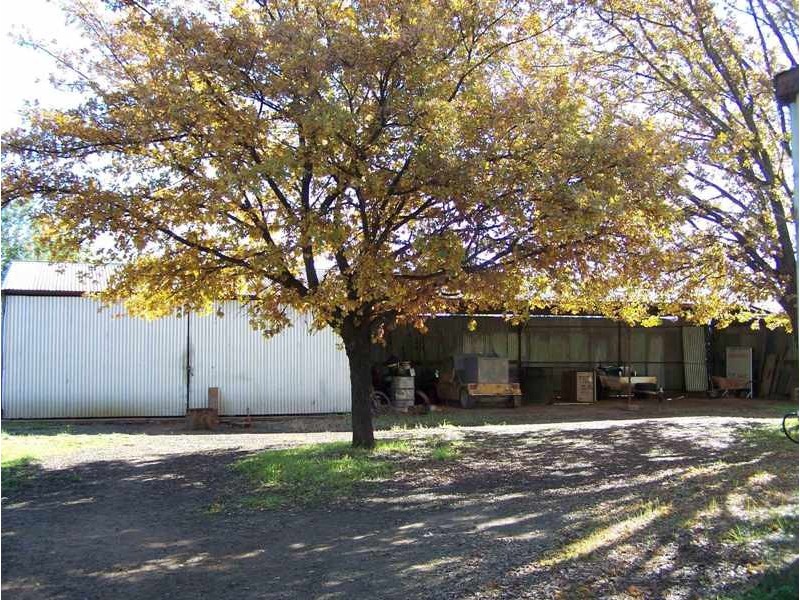 69 Mitchell Highway, Narromine NSW 2821