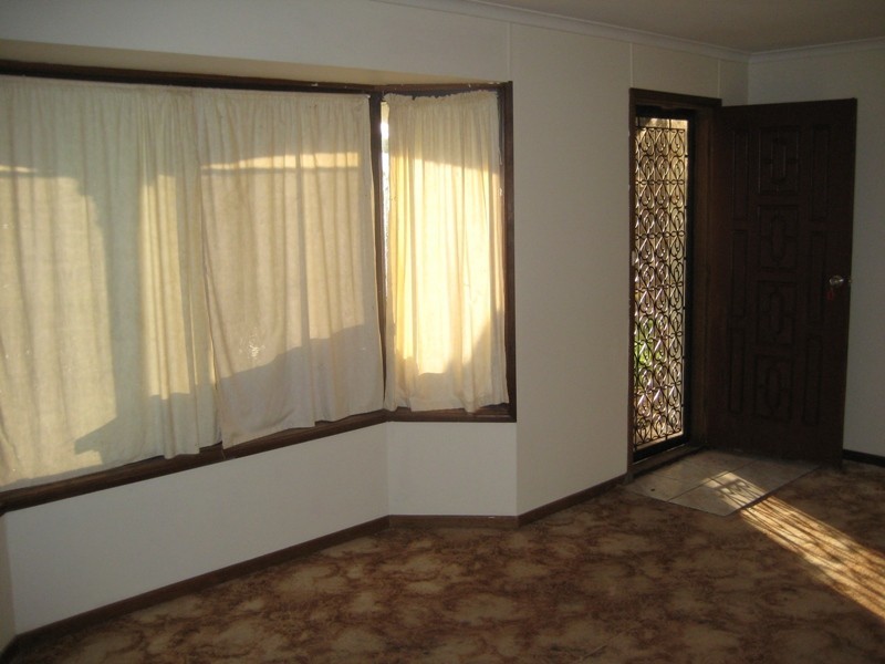 1 Cardigan Street, Tullamore NSW 2874