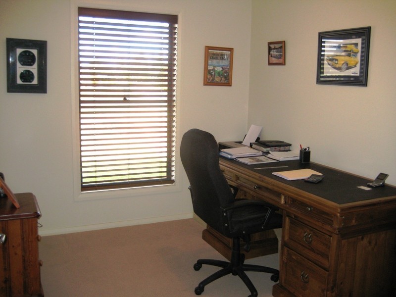 7 Chanara Crescent, Dubbo NSW 2830