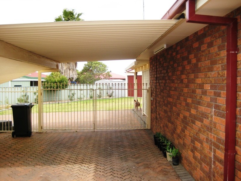 8 Silkwood Close, Dubbo NSW 2830