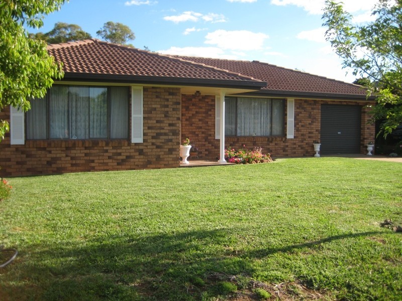 39 Alder Place, Dubbo NSW 2830