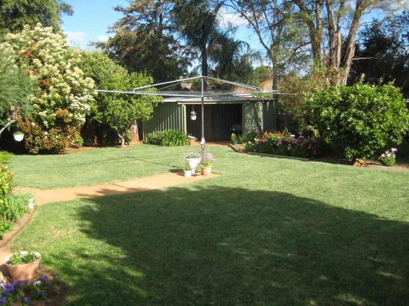 39 Alder Place, Dubbo NSW 2830
