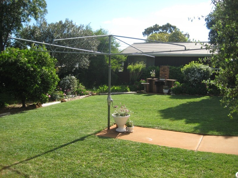 39 Alder Place, Dubbo NSW 2830