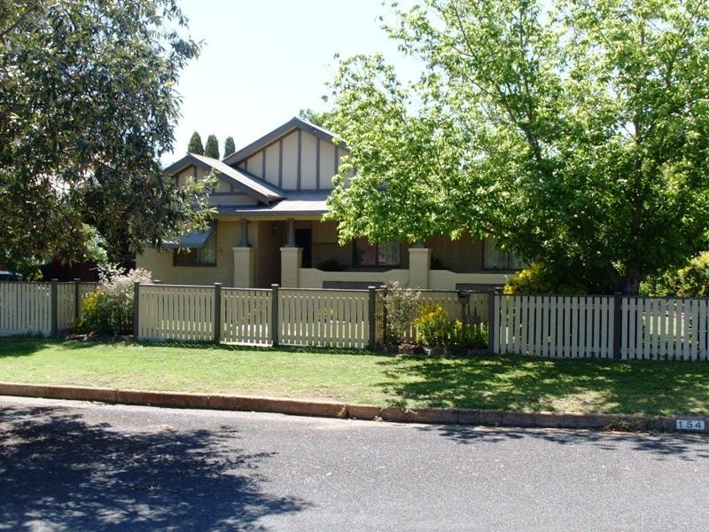 154 Gipps Street, Dubbo NSW 2830
