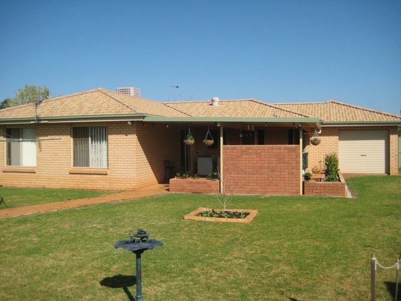 5 Murray Avenue, Dubbo NSW 2830