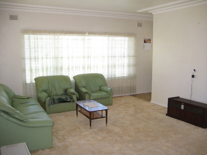 23 Caroline Street, Dubbo NSW 2830