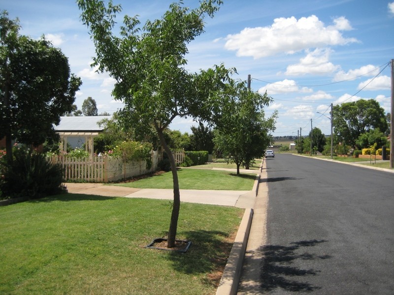 23 Caroline Street, Dubbo NSW 2830