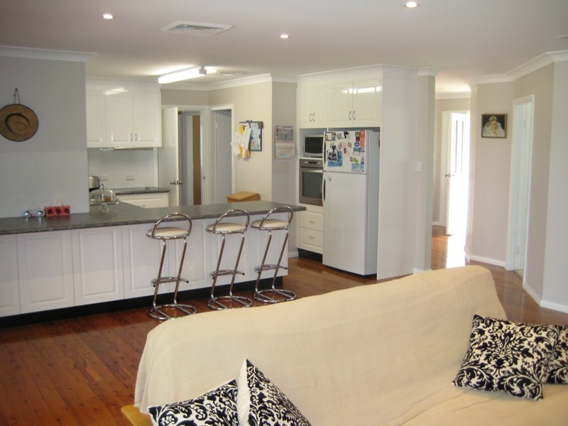 35R Debeaufort Drive, Dubbo NSW 2830